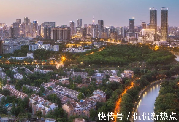 成就|繁华城中，成就人居梦想