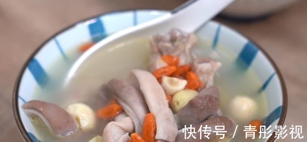 冬至节,有吃鸡的习俗,寓意吉祥,分享4道鸡肉最好吃的做法