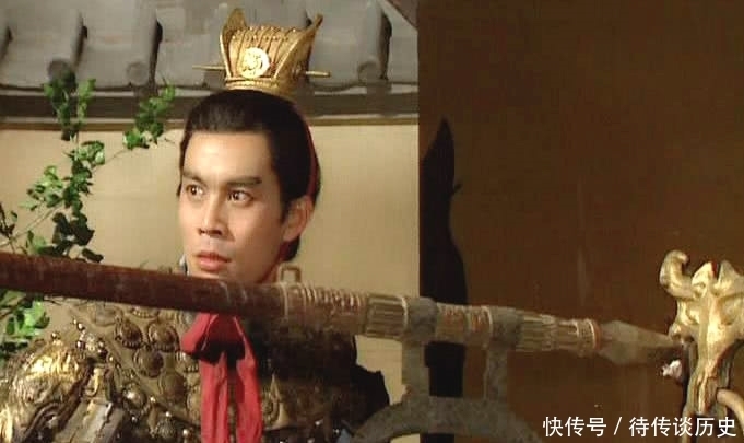 句老话说得非常|他和吕布齐名，在三国演义只活到第4集，如今声名大噪，成为网红！