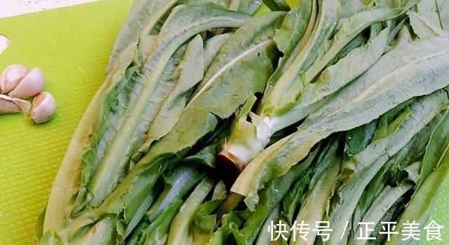蒜蓉油麦菜|它是天然的“安眠药”,隔三差五吃一点,不仅美味而且睡得香