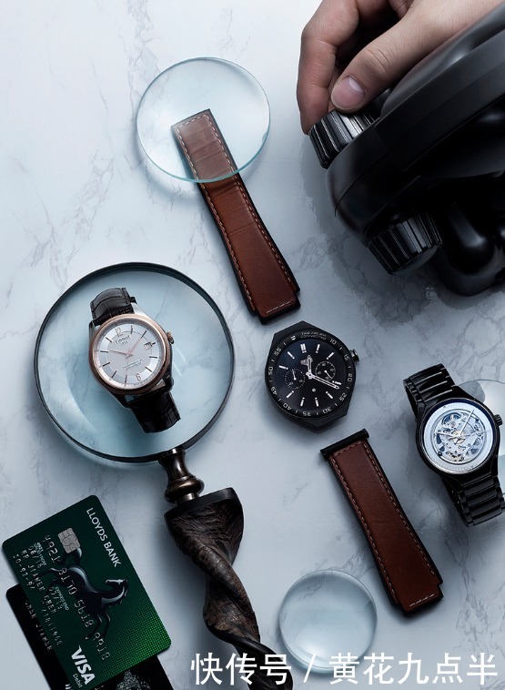 那些月入过万的男士戴什么表