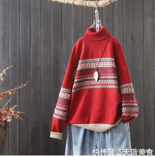 建议大家：春节就穿下面几款毛衣，搭裸靴，美得嫩上添嫩