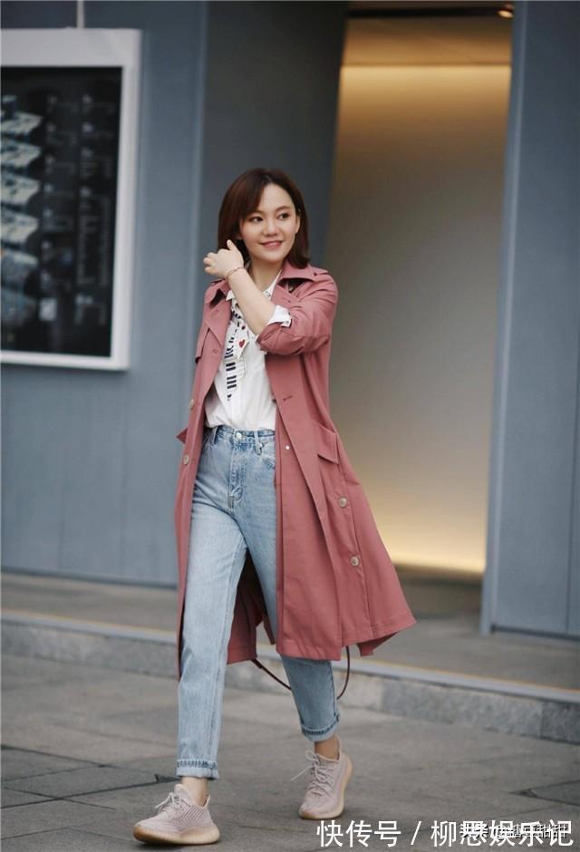 风衣|今年穿风衣,不建议你配阔腿裤,这“2条”裤子更合拍,遮肉显高