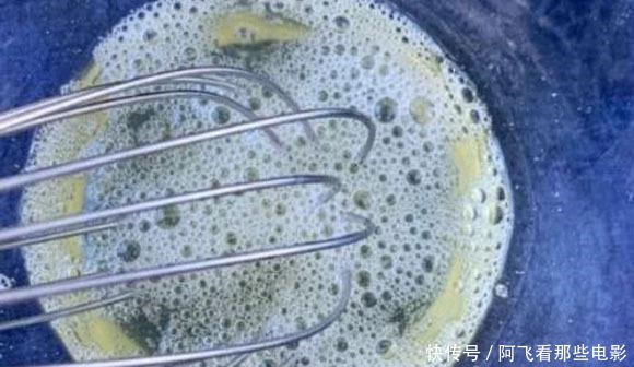 最近迷上吃“它”,无需烤箱,一拌一蒸就出锅,香甜丝滑,真好吃