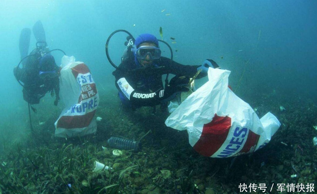 探测器下潜10926米，眼前一幕引人深思，专家人类必须警惕