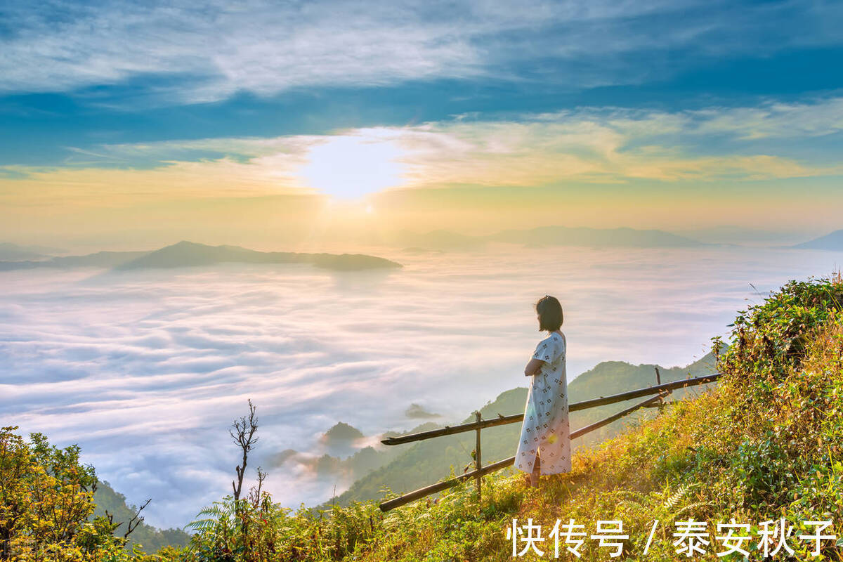 羊毛衫|当我50岁以后,初春一定要像她一样打扮自己:优雅、还显高级!