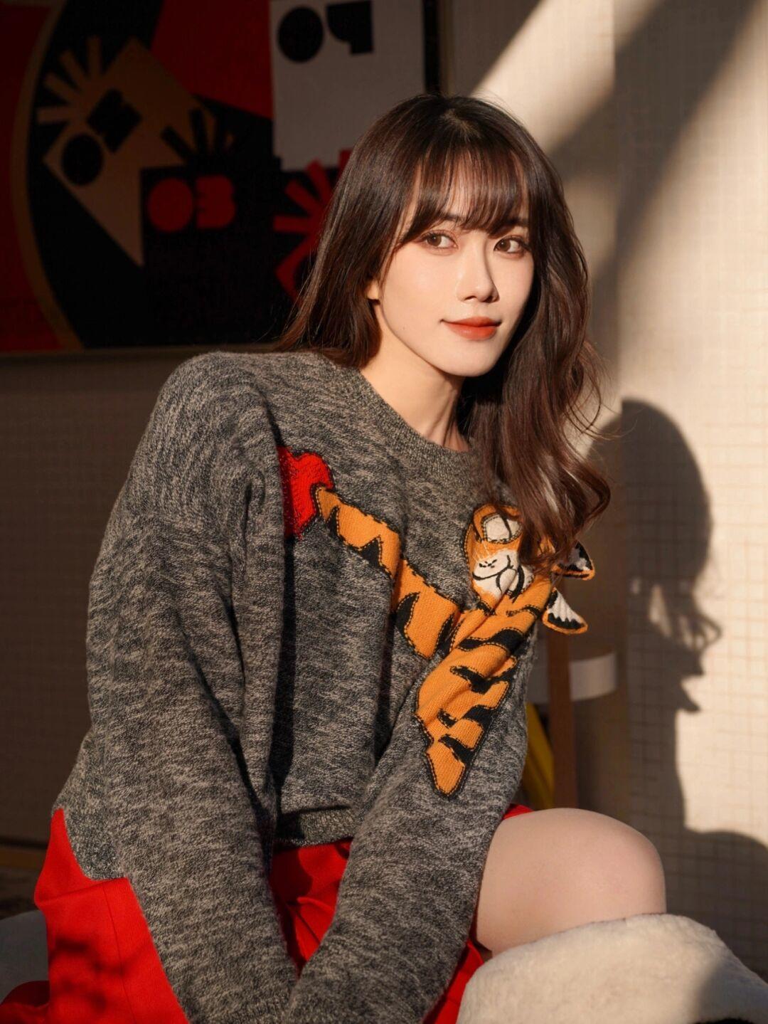 造型 “毛衣”怎么穿高级又洋气?看看这些穿搭造型,柔软舒适又显气质