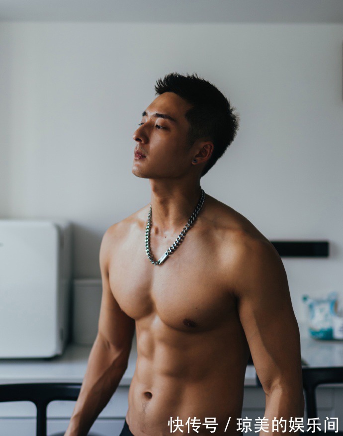 肌肉|成都体育学院肌肉学霸，看这人鱼线公狗腰，就知道耐力十足！