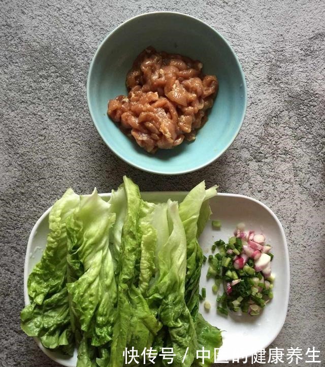 学生早餐不用愁,10分钟搞定,菜肉汤一锅端,一碗管饱不饿肚子