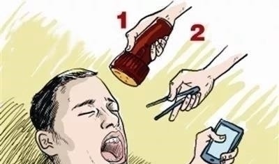 孩子|3岁孩子不小心卡了鱼刺,父母的2个果断救了他,医生真棒