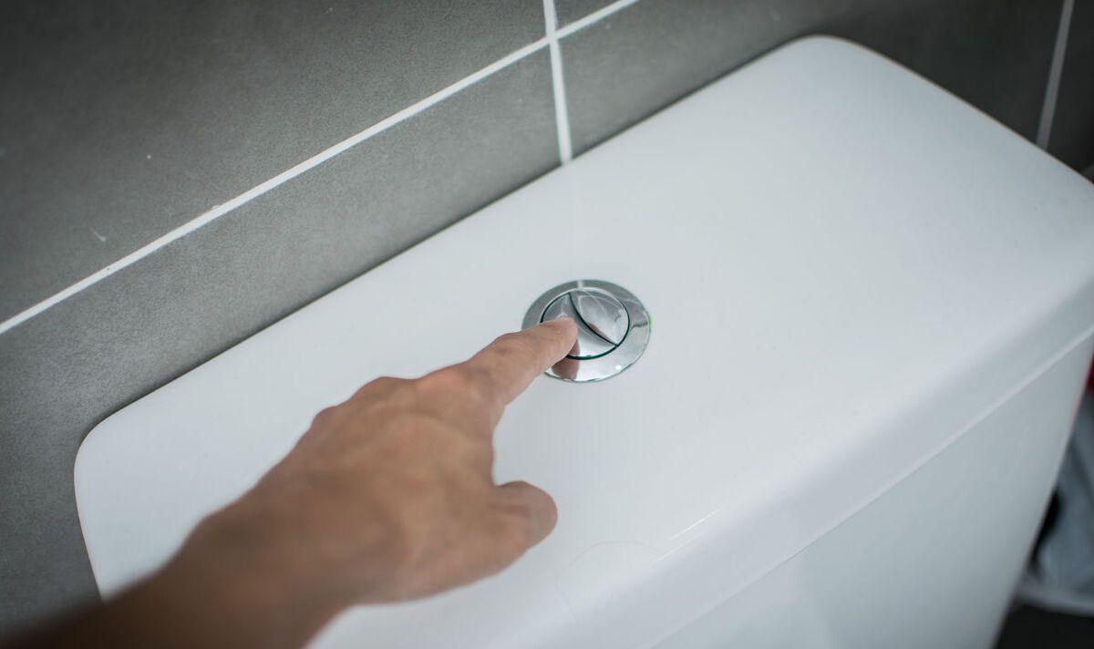 堵塞|马桶销售:马桶,别买太贵的,选对这几个方面,买500元的就够用