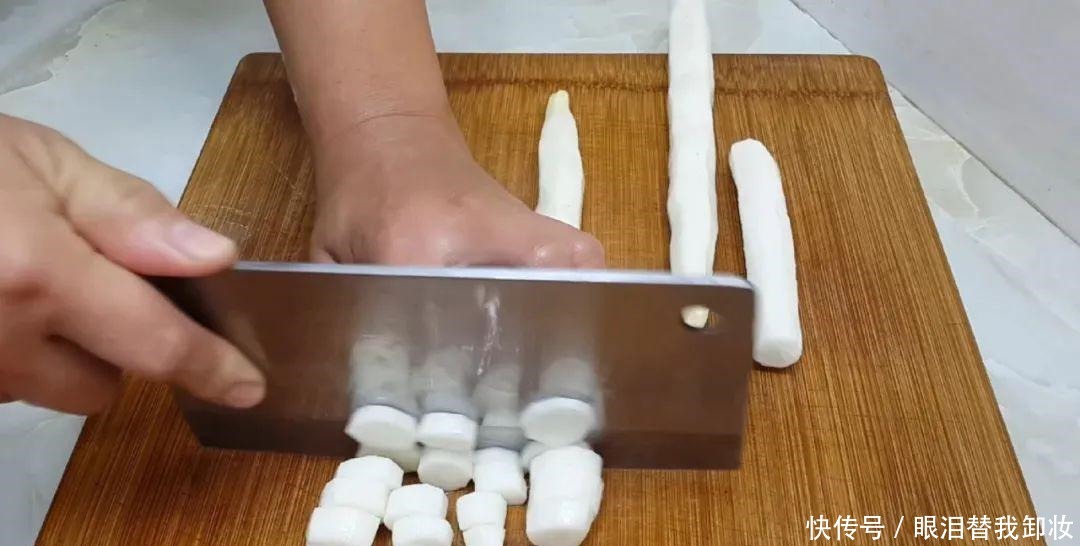 面包|烧饼这样做才过瘾,加2根山药,比面包油条还香,真的太好吃了