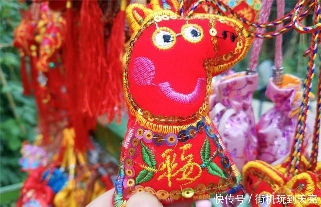 面貌|动画《小猪佩奇》,透过孩子的双眼来重新审视这个世界的真实面貌