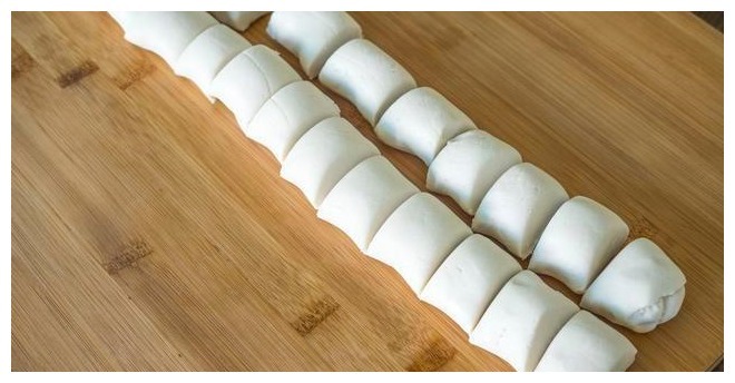 白糖糕好吃的秘诀，记住关键3步，个个空心酥脆，保证一次成功！