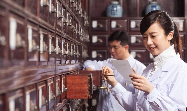 服用|冠心病常喝三七粉泡水,这5个问题一定要搞清楚