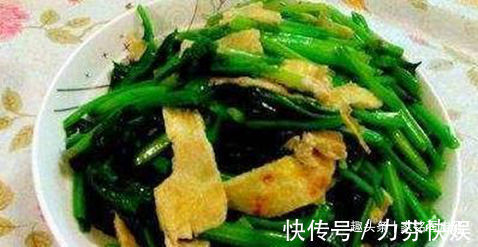 菠菜|美食推荐家味宫保鸡,鱼香狮子头,菠菜炒蛋皮,咖喱鸡块的做法