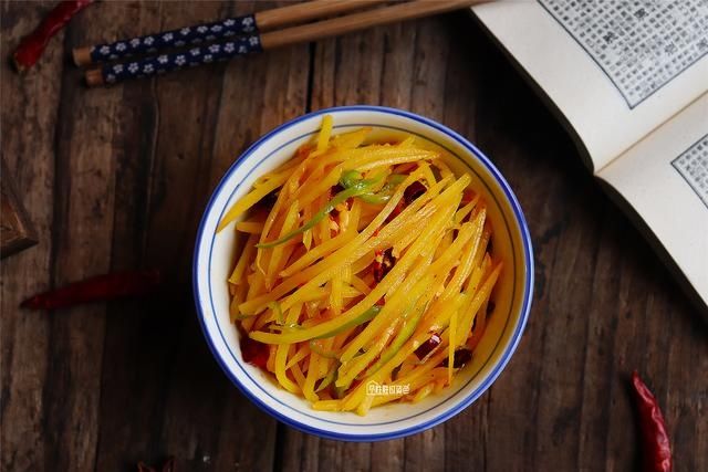 土豆的7种花样做法，赶紧收藏，解决近期做饭吃饭大难题