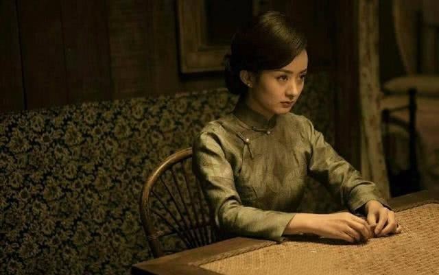 走出|木匠家庭走出的美女特务，破获日军情报，成为军统局唯一女少将