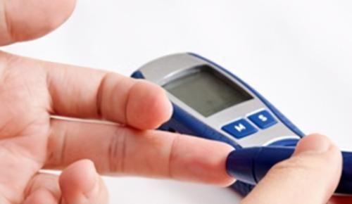 糖尿病患者|血糖高不能吃花生?医生提醒:血糖高的人,3种“素食”尽量少碰