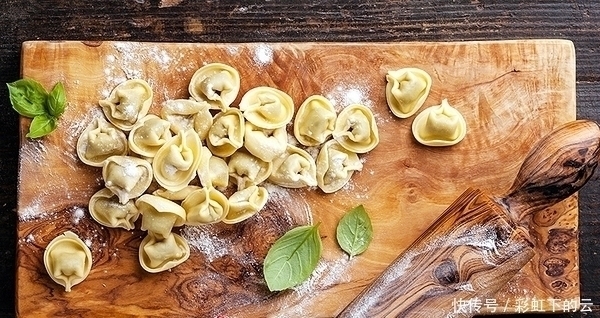 楚辞&女宝宝名推荐:10个楚辞一代佳人的女孩名字,个个都惊艳了时光