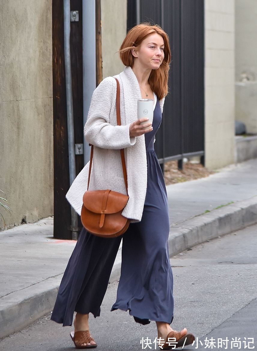 穿搭 过不过时不重要,会穿的女人都爱棕色单品,把过时款穿出高定效果