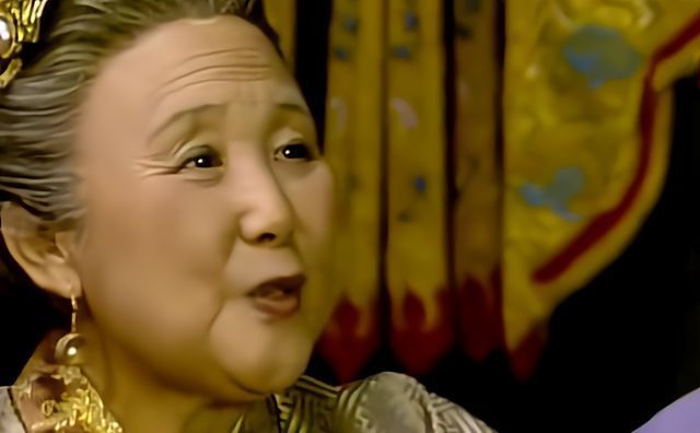 贾宝玉#穿过三里半的大观园,送到潇湘馆的剩菜还能吃吗?贾母的心思绝了