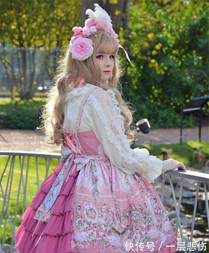 日常|你还在把洛丽塔当成cosplay？19岁的她却把洛丽塔穿成日常