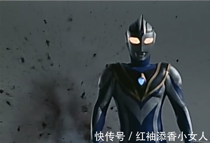 戴拿|奥特曼吐槽:平成三杰人间体的奇葩定律,没一个是正常人设,会玩