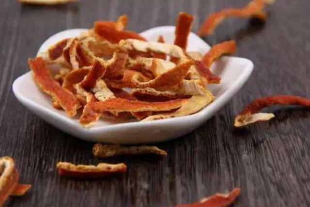 天然|干姜与一物“黄金搭档”,肠道的“天然润滑剂”,改善便秘肚腩消