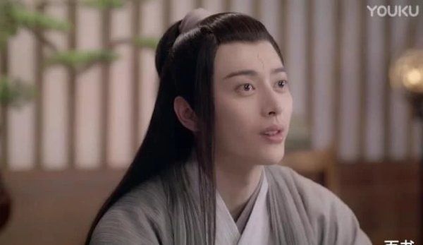 琉璃美人煞褚璇玑逃婚后恢复战神记忆,气质大变,和禹司凤成亲