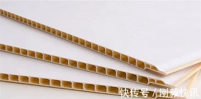 铝塑板|卫生间吊顶是PVC还是铝板扣,一般人都选错了,别再选错了!