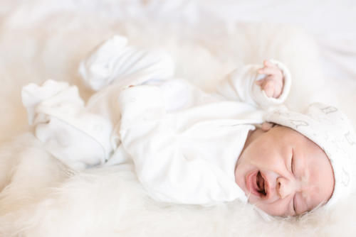 哭声|宝宝有多聪明?出生自带的5个生理现象告诉你,别说孩子啥也不懂