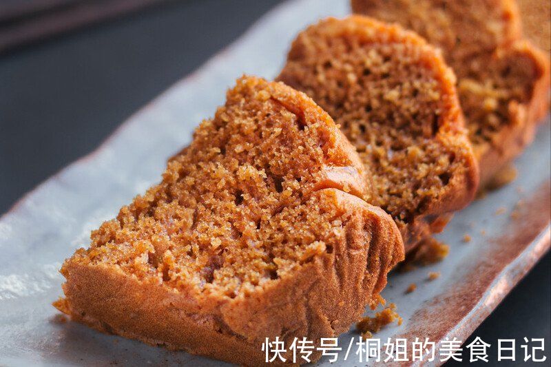 茶楼里的马拉糕，自己在家也能做，Q弹松软不塌陷，味道香甜浓郁