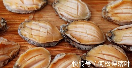 这么做土豆太香了，妥妥的待客硬菜，营养全面十足！