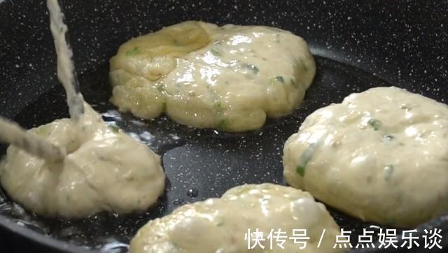 不会揉面也能做烙饼两根筷子就搞定,全程手不用沾面,柔软筋道