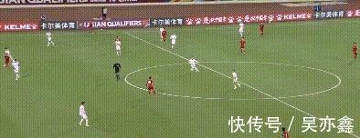 对手|1-3后!李霄鹏向球迷和球员道歉,对手现场发红包,国足扎心了