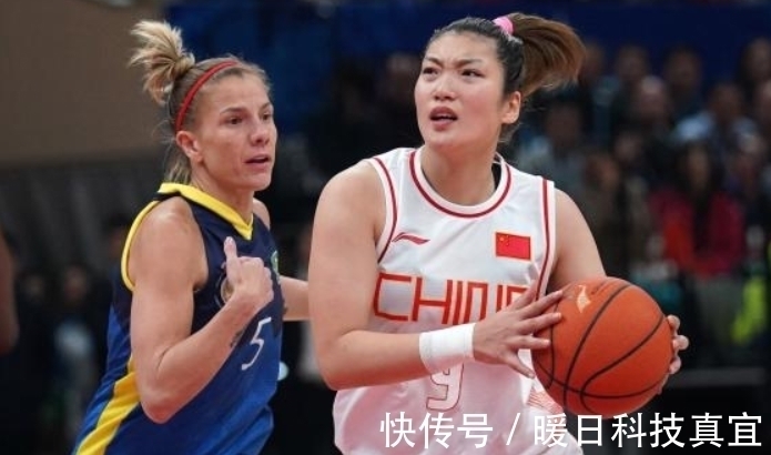 主帅|昔日女篮主帅李昕现状，相恋9年前男友娶空姐，如今50岁仍单身