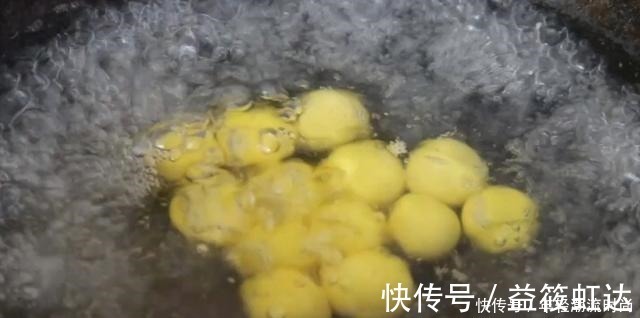 红糖|南瓜别做南瓜饼了，教你个神奇做法，简单又美味，给肉都不换