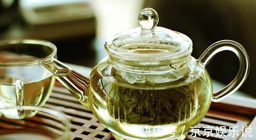 蟾蜍草|它是咽炎的“救星”,喝水时加一点,养咽护喉,一天比一天好