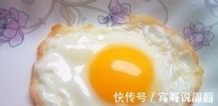 白糖|煎荷包蛋,只会加油就太傻了,油里加点它,鸡蛋完整不破还不粘锅