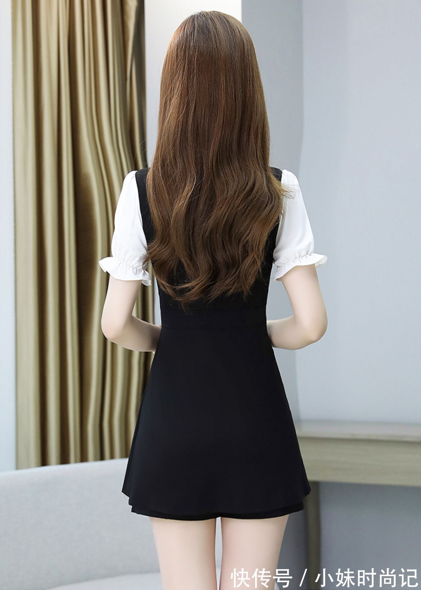 性感|露肩小黑裙,性感的赫本风