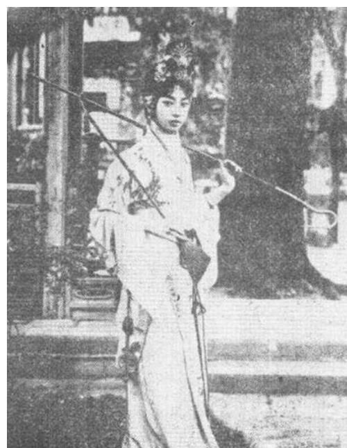 溥仪|被赶出紫禁城的不止溥仪，还有许多老妃子，她们晚年是怎么过的？