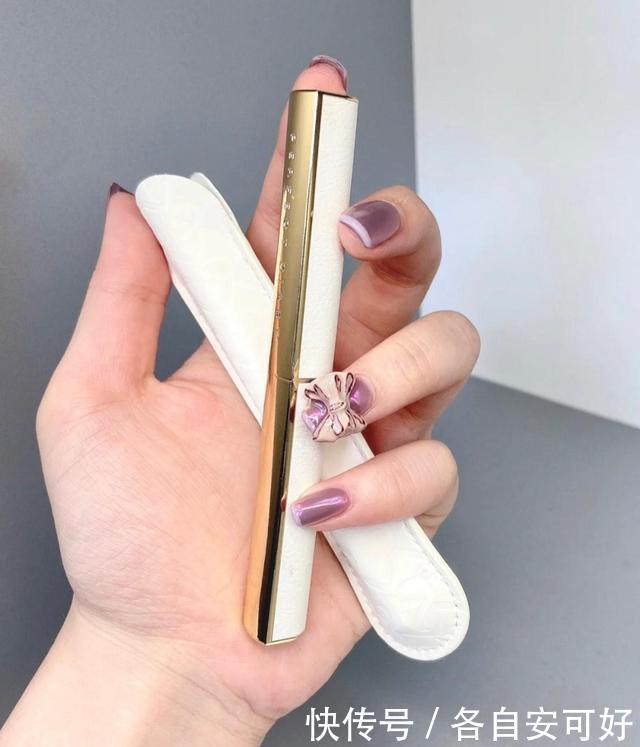 国货口红“真不行”完美日记被吐槽,花西子风评差,难怪用大牌