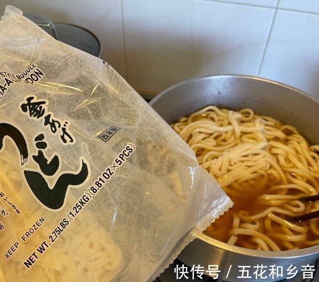 红烧牛肉面,十分钟快手午餐,汤鲜料足!