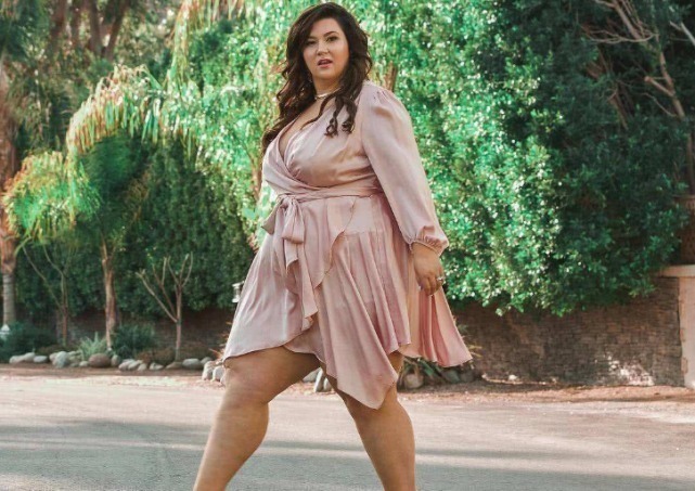 外国|外国女子体重200斤,身上却没有一丝赘肉,网友都长对地方了!