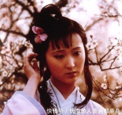 落花#黛玉对落花尚存怜惜之情,为何晴雯死后,黛玉却表现得很冷漠?