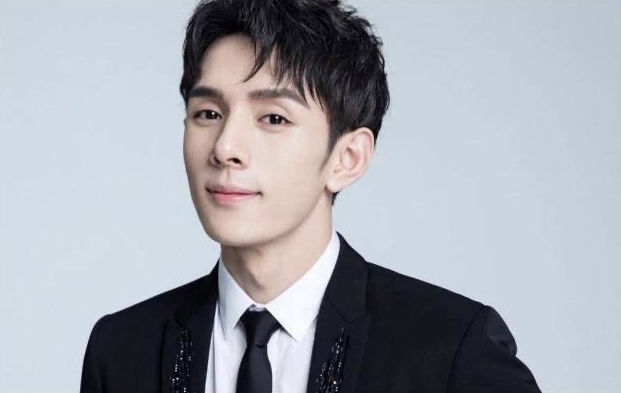 李佳琦入选时代周刊最具影响力人物