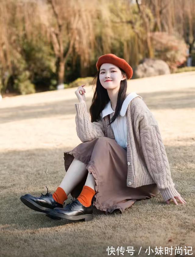 搭配|一年四季都要穿裙子!“半身裙”早秋这样穿,优雅温婉又可人