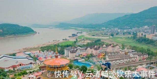 飘香|重庆一建在大桥上的小镇，飘荡着悠扬法文歌曲，到处是葡萄酒飘香