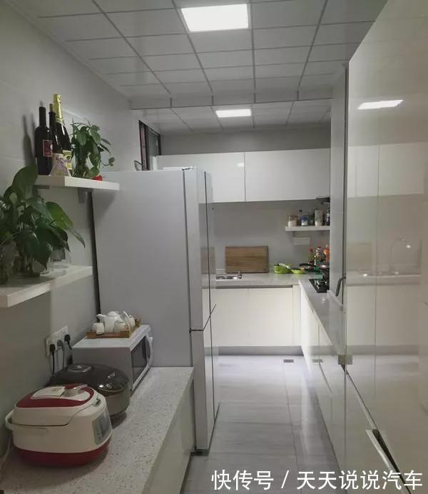 新家|晒晒朋友花半年装修的新家,头次见阳台防盗窗还能这么装!